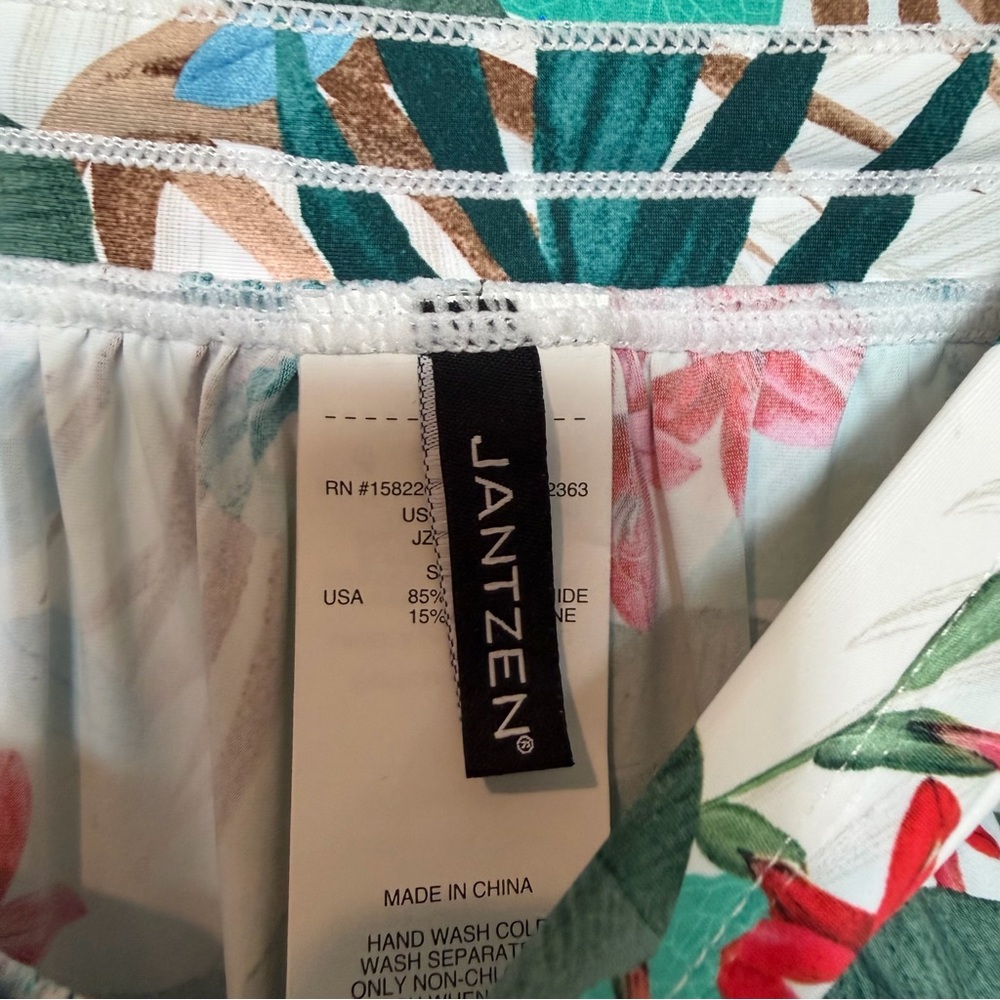 Jantzen Seagram Tides Tropical Swim Cover Up Shorts Size 12 NWT - Picture 5 of 7